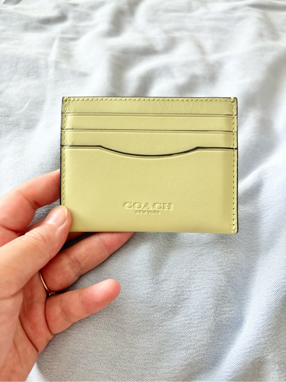 ✨EUC✨ Coach Leather Slim ID Card Case